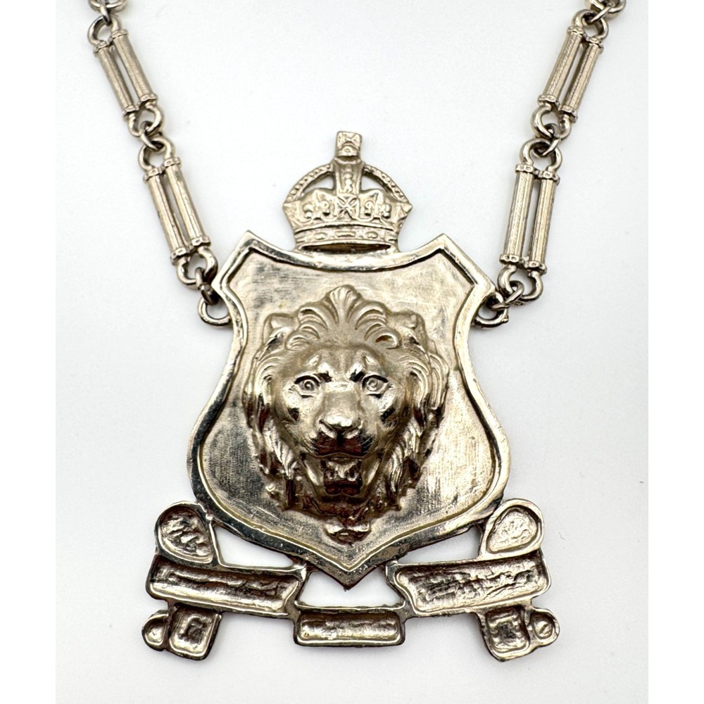 Vintage Accessocraft Necklace Lion Head Shield Pendant NYC Crown Crest Heraldic